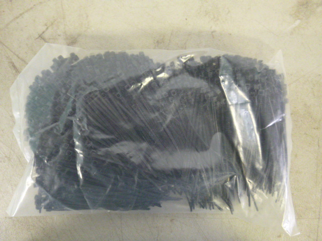 lot 282 image: 500 Cable Ties