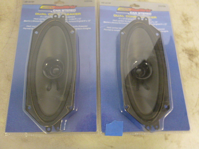 lot 291 image: 2 Metra Road Works Dual Cone Car Speakers