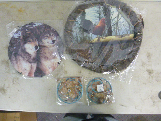 lot 355 image: 4 Dream Catchers