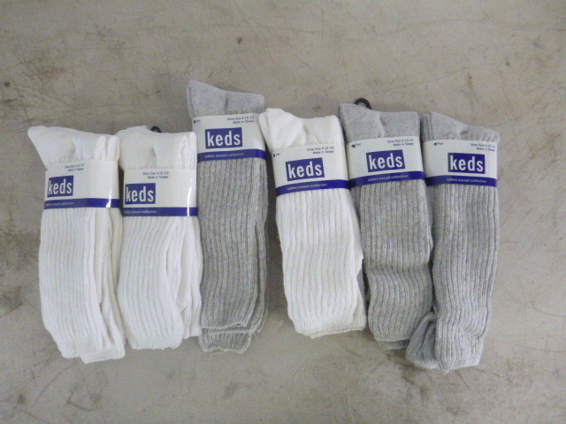 lot 362 image: 12 Pair of Keds Ladies Socks