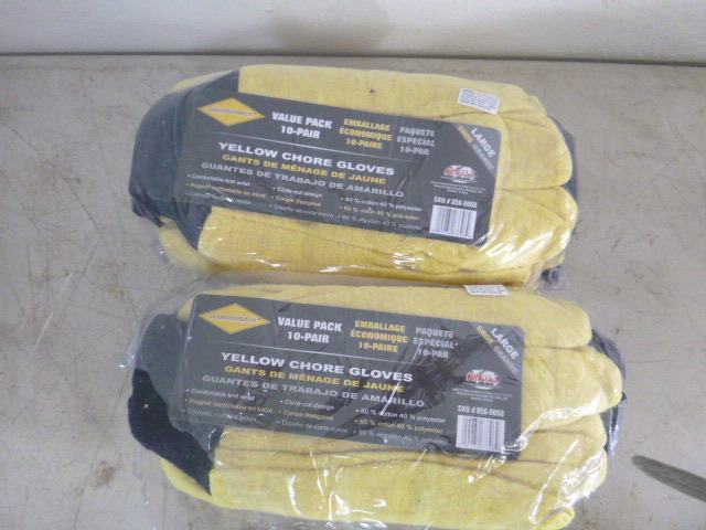 lot 377 image: 20 Pair of Diamond Back Yellow Work Gloves
