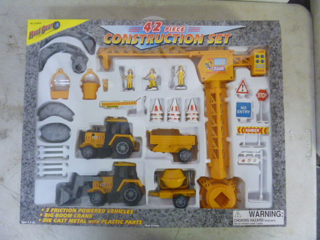 lot 414 image: Road Gear Construction Set
