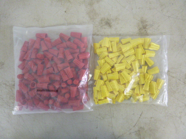 lot 433 image: 2 Bags of Wire Nuts