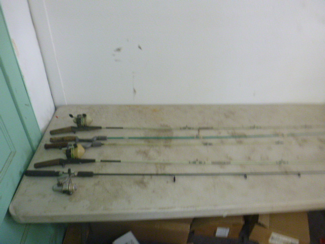 lot 450 image: Miscellaneous Rods and Reels