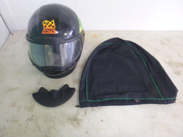 lot 458 image: Arctic Cat Helmet
