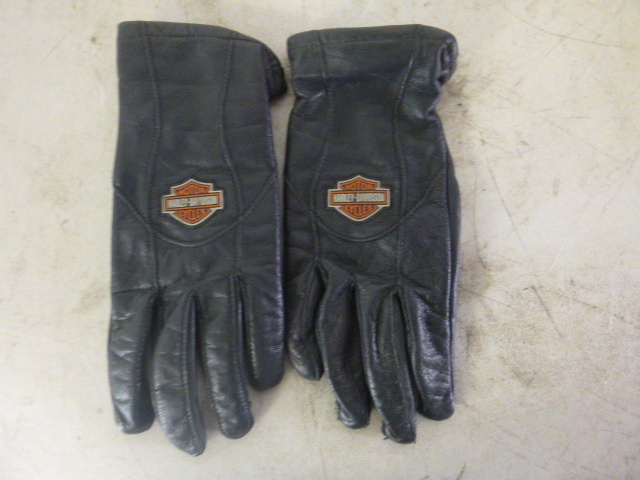 lot 462 image: Harley Davidson Womens Leather Gloves