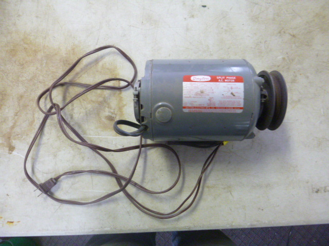 lot 470 image: Dayton Electric Motor