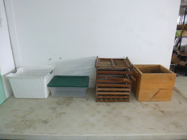 lot 487 image: Storage Boxes
