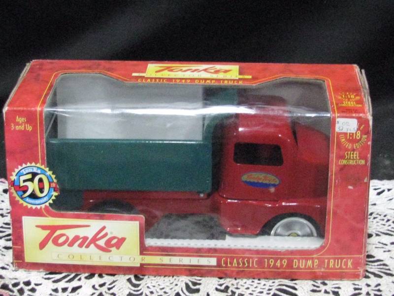 lot 76 image: Tonka 118 Scale Truck