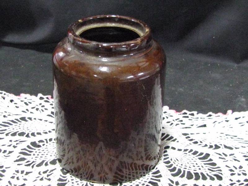 lot 96 image: Red Wing Slip Glaze Crock