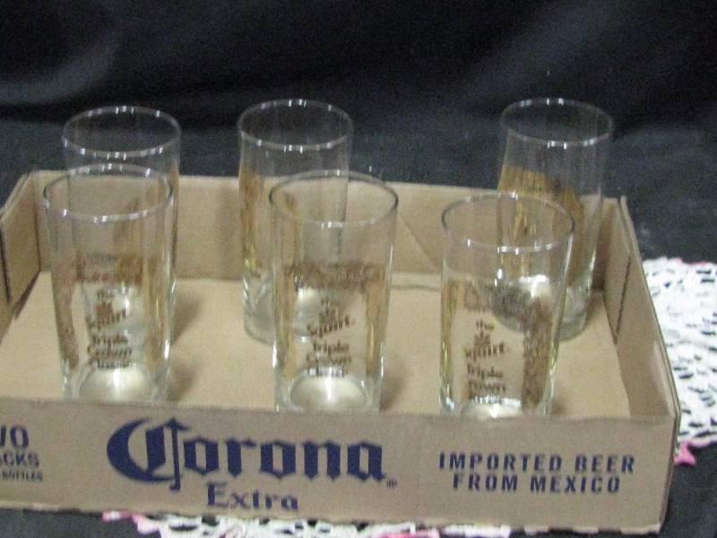 lot 98 image: Squirt Triple Crown Glasses