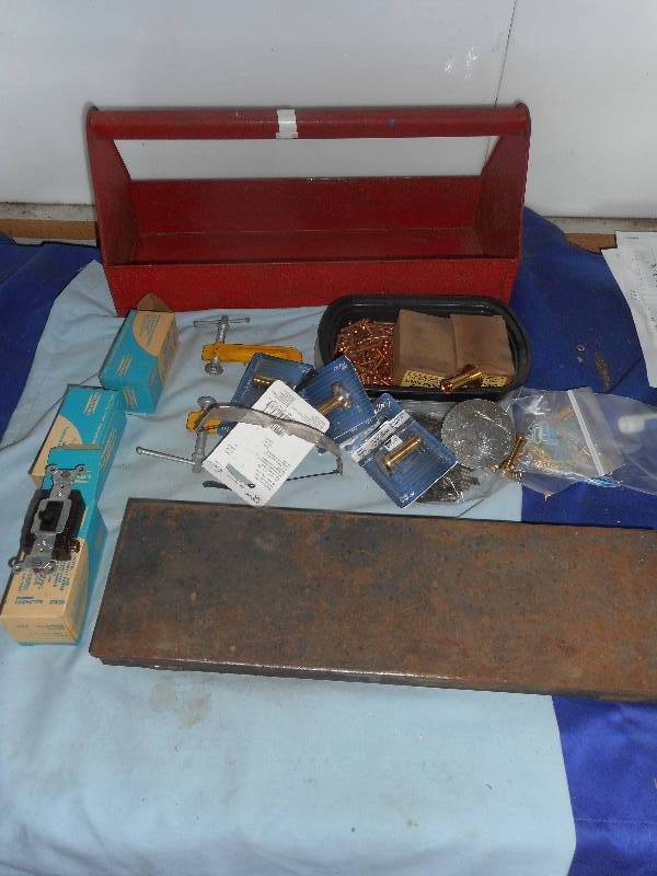 lot 50 image: GARAGE MISC