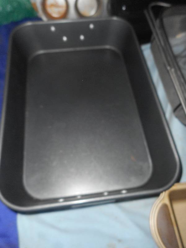 lot 73 image: KITCHEN ITEMS