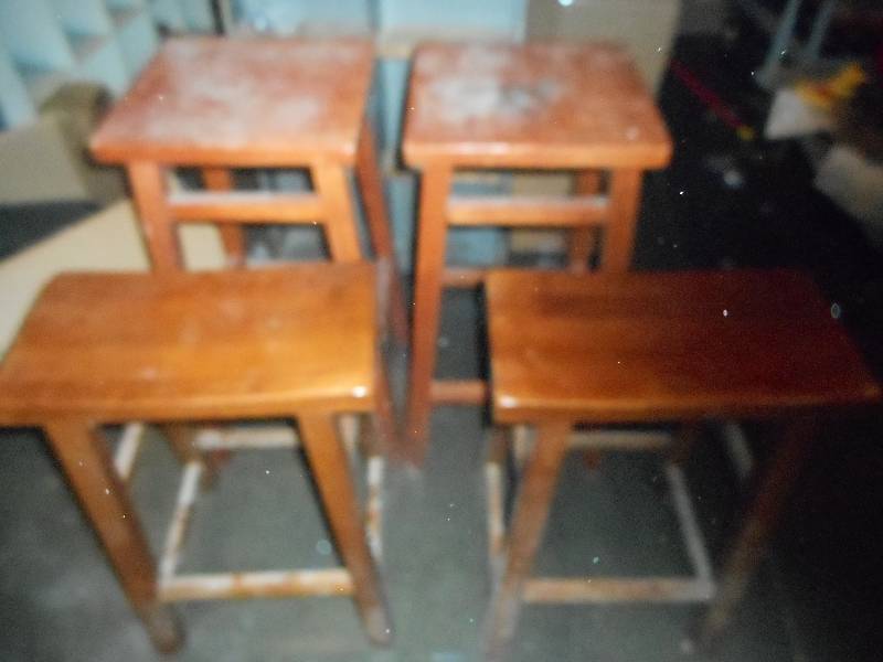 lot 101 image: 4 WOOD STOOLS