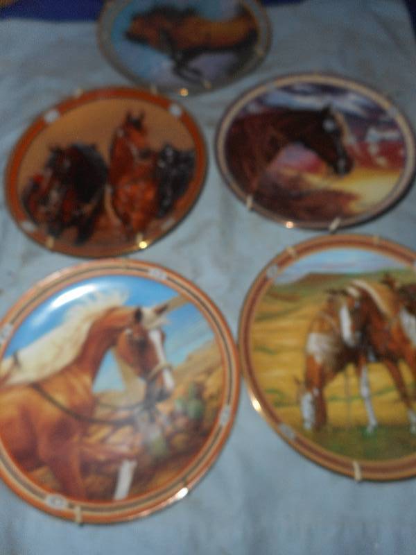 lot 103 image: 5 SUSIR MORTON PLATES