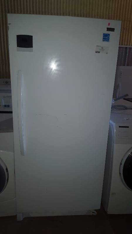 lot 20 image: Kenmore Elite Stand Up Freezer