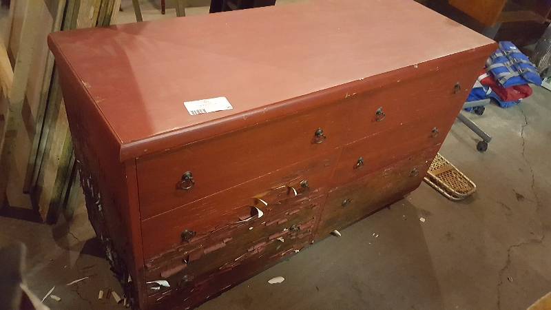 lot 25 image: Wood Dresser