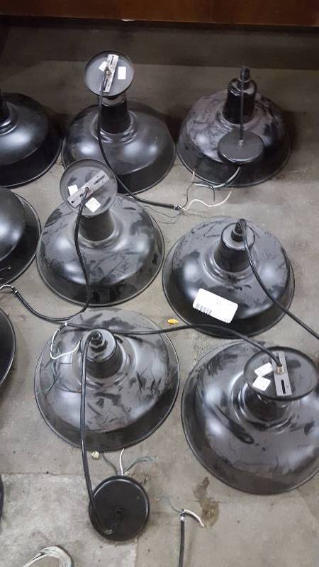 lot 112 image: Restaurant Dome lights -6
