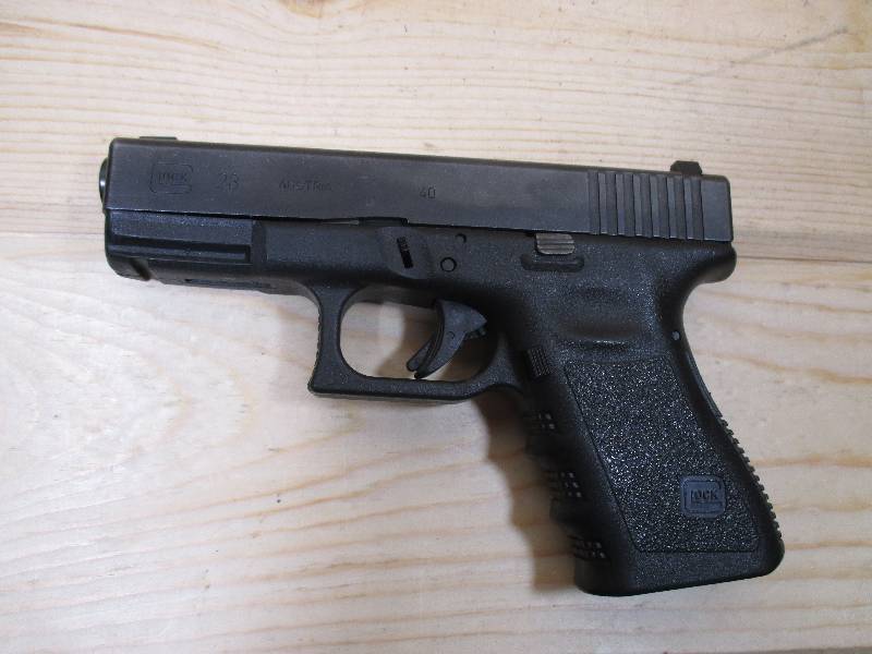 Glock G23 Semi-auto Compact Pistol