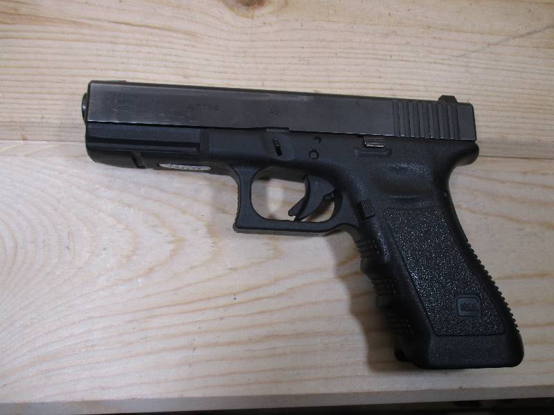 Glock G22 Semi-auto Pistol