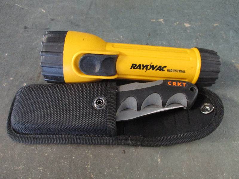 lot 44 image: Flashlight and Knife