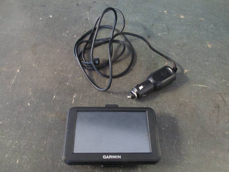 lot 48 image: Garmin GPS