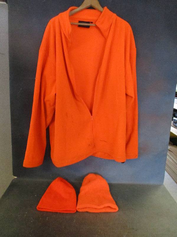 lot 112 image: Huntworth Blaze Orange Hunting Fleece & Hats