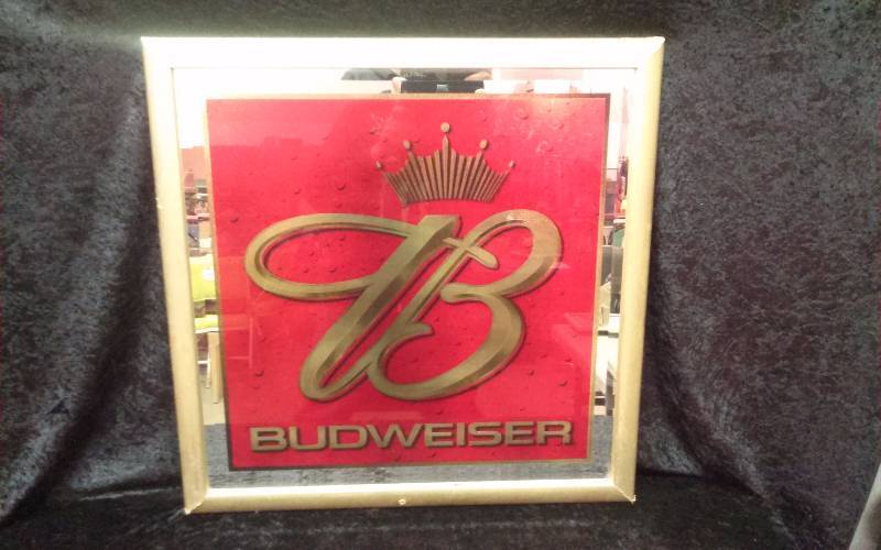 lot 6 image: Framed Budweiser Mirror, Beveled, 26x26