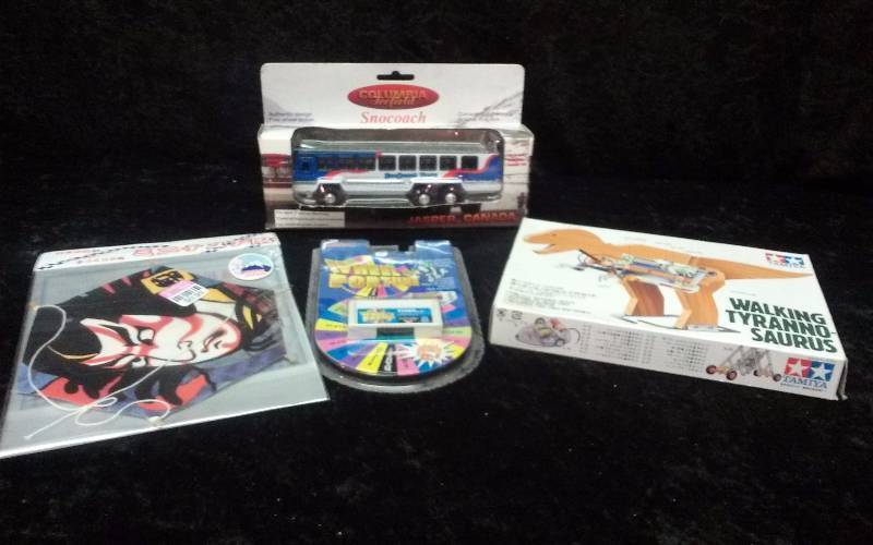 lot 22 image: Lot - Misc Toys, Snocoach, Tyrannasuarus, etc