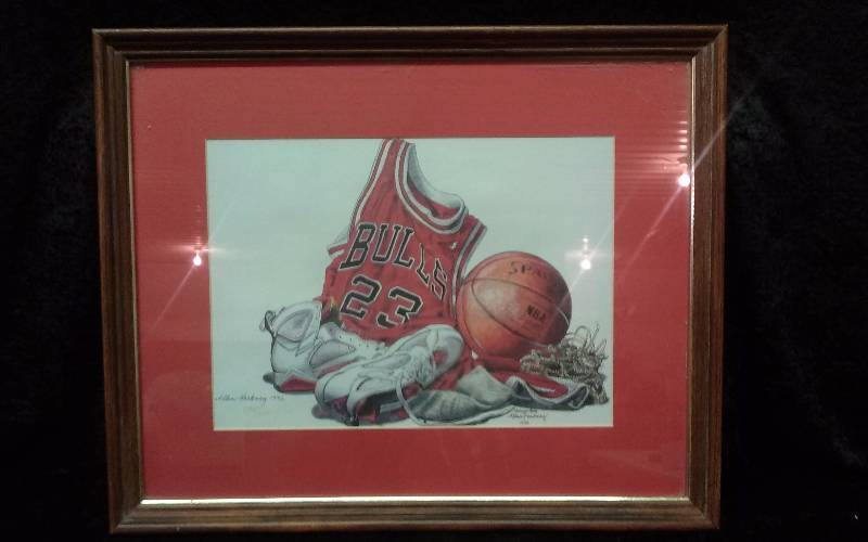 lot 30 image: Framed, Signed#d BULLS Basketball Picture, 231000, 18x21