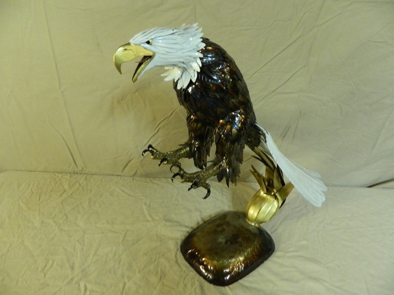 lot 3 image: Metal Eagle