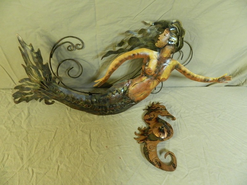 lot 9 image: Metal Items