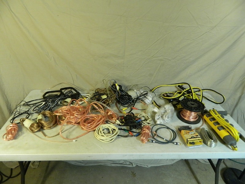 lot 104 image: Wire and Cords