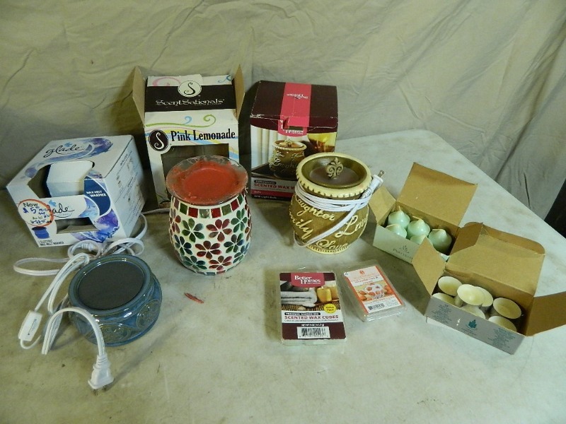 lot 130 image: Scented Wax Melter, Wax Melts, and Candles