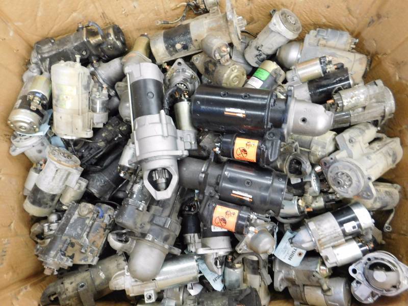 lot 37 image: Lot of Starter Cores