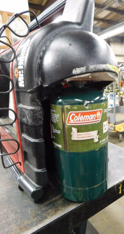 lot 48 image: Portable Buddy Heater