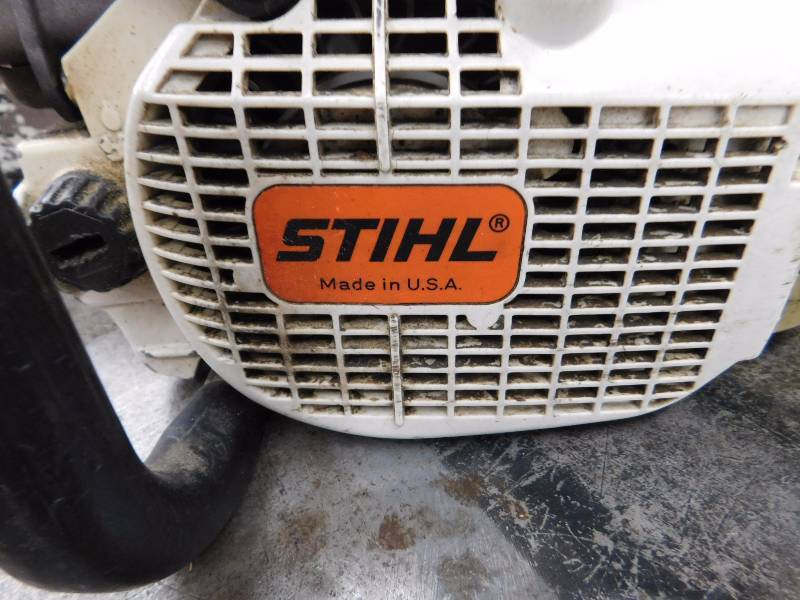 lot 53 image: Stihl 036 16 Chainsaw with Protective Gear