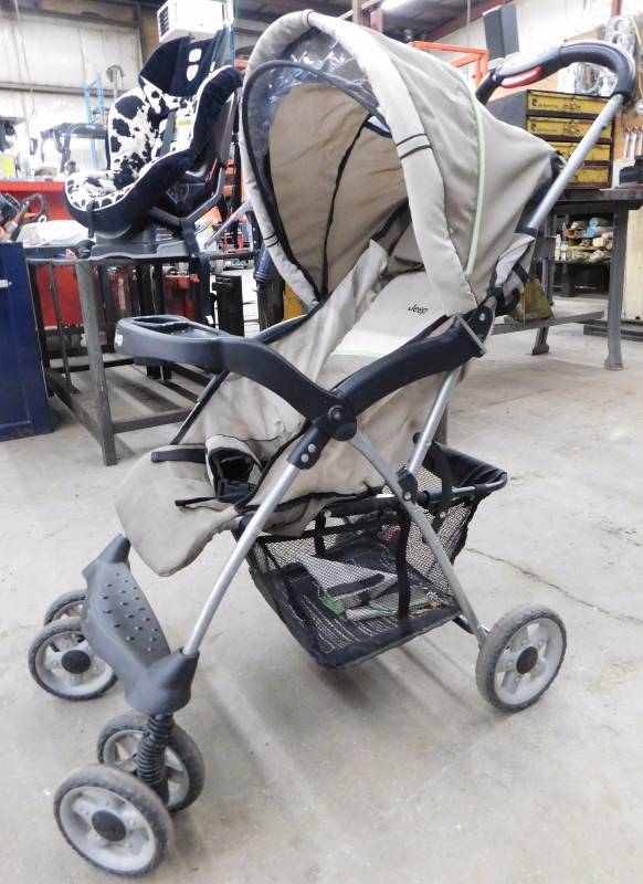 lot 59 image: Jeep Baby Stroller