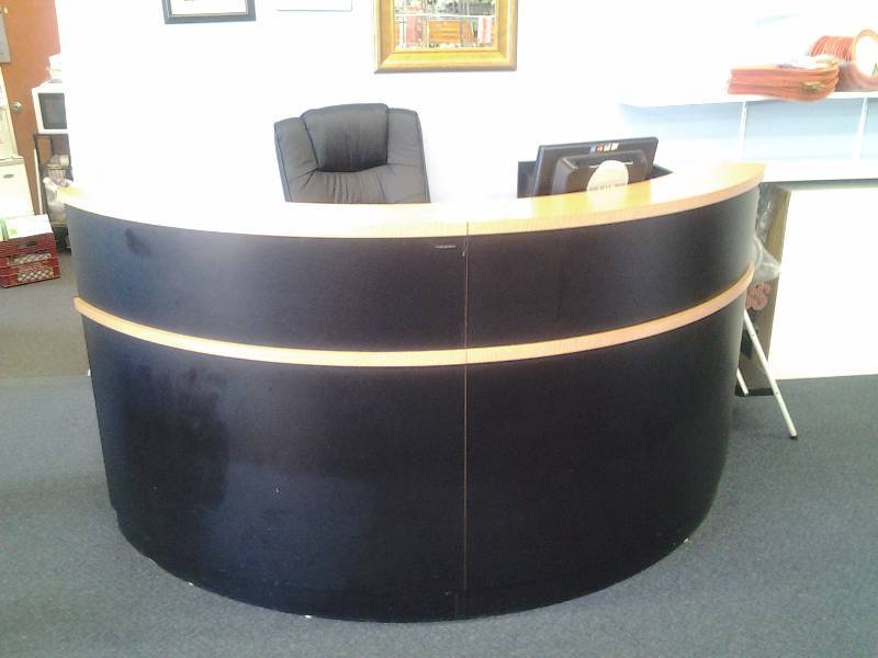 Belvedere Curved Receptionist Station 2 Pc. 79x42