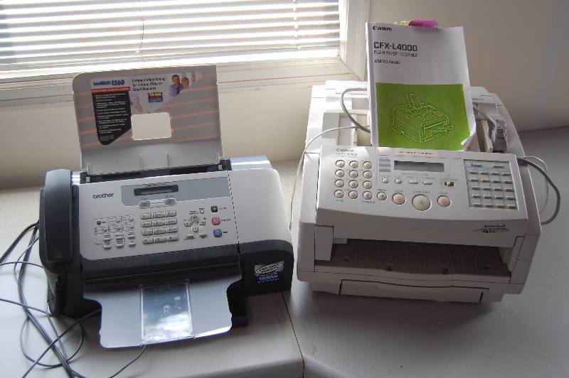 lot 9 image: Fax Machines
