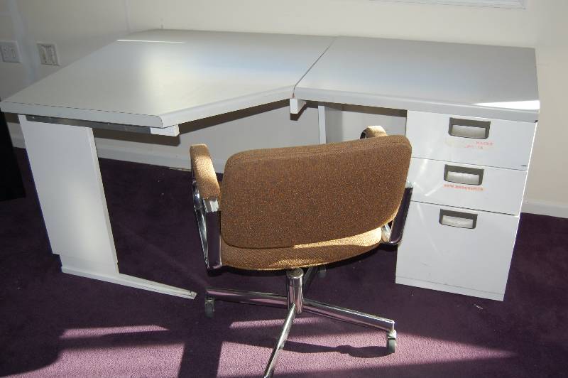 lot 28 image: Office Desk and Chair