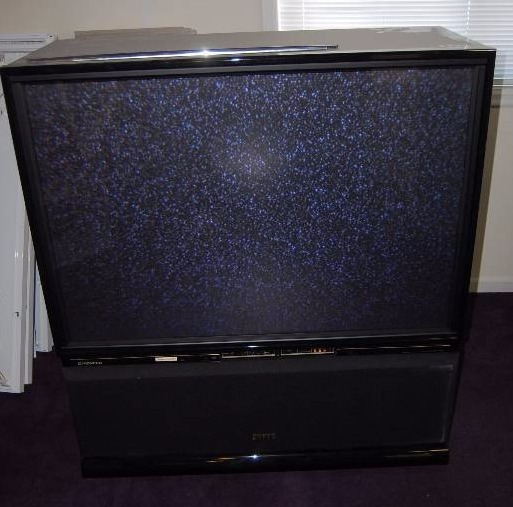 lot 32 image: Projection Screen TV