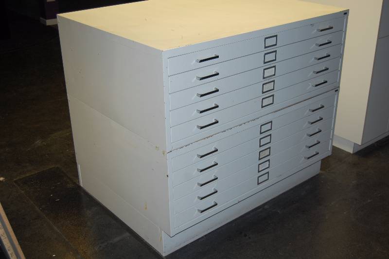 lot 41 image: Blueprint Cabinets