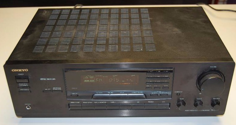 lot 54 image: Stereo Receiver