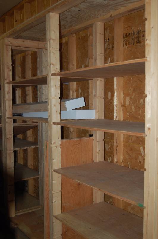 lot 118 image: Wood Shelf