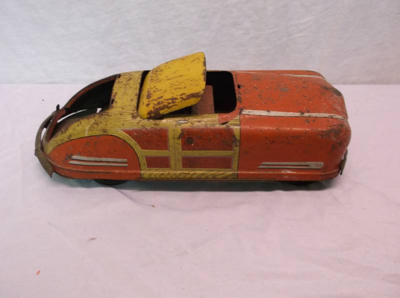 lot 17 image: AntiqueVintage