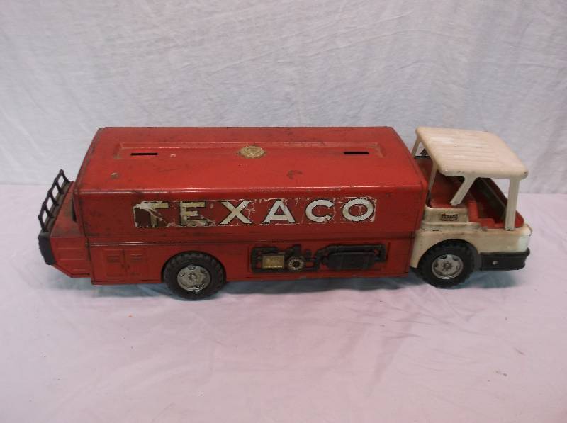 lot 18 image: Vintage