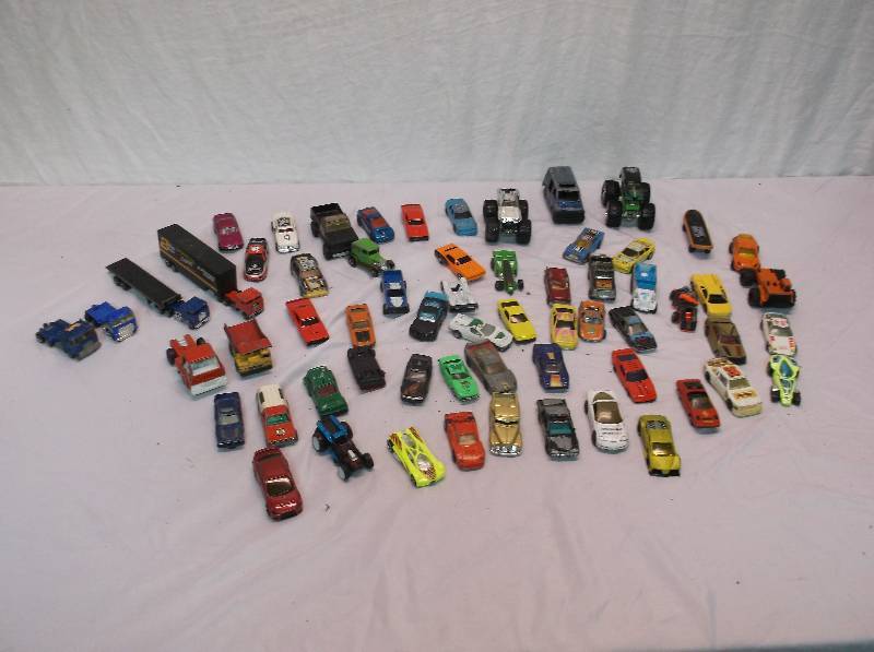 lot 65 image: Collectible