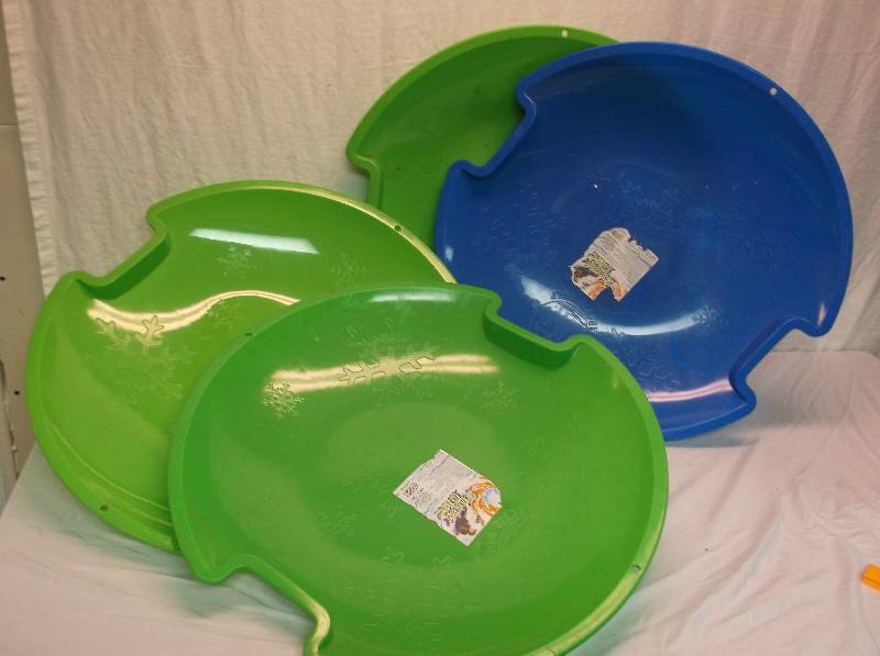 lot 74 image: Sleds