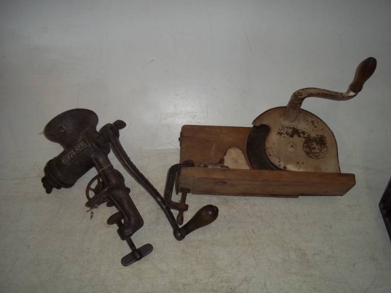 lot 48 image: Antique group of meat slicer and grinder